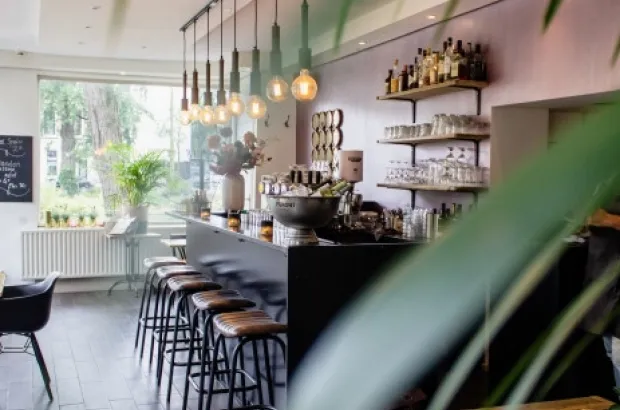 Restaurants, cafes
