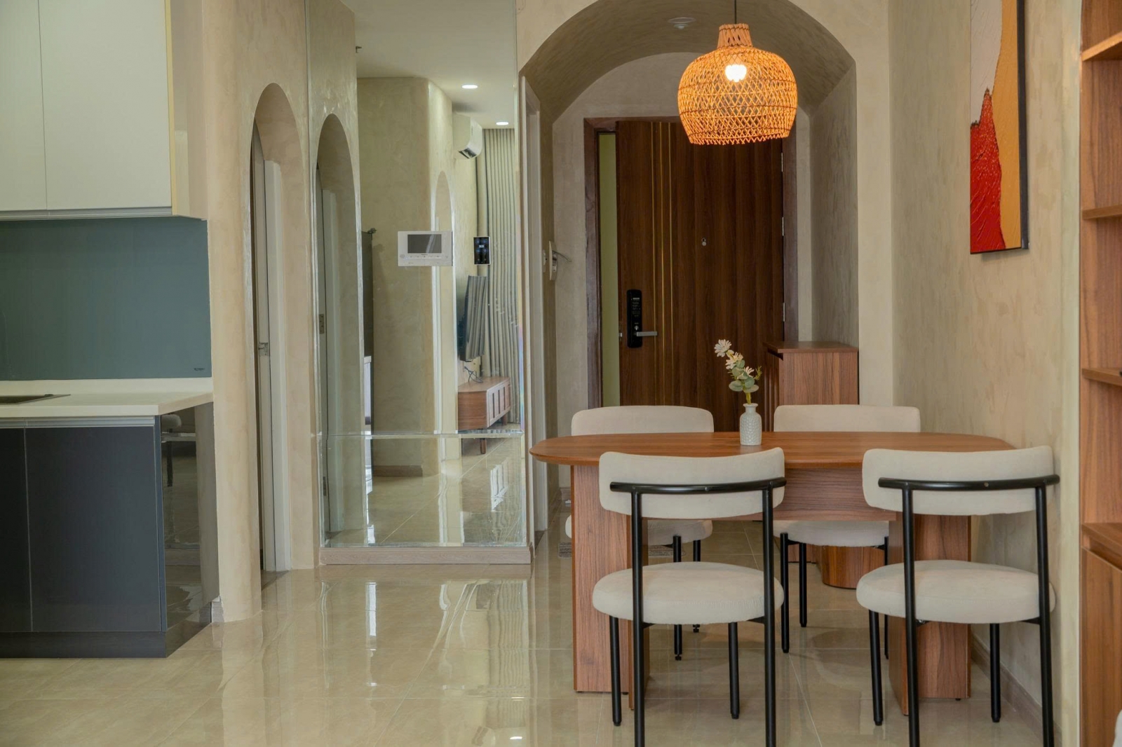 monarchy-da-nang-2br-apartment-rent-mediterranean-style-11
