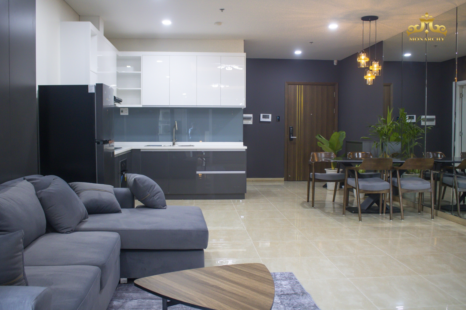 thue-can-ho-da-nang-monarchy-apartment-an-cu-nghi-duong-2025-5