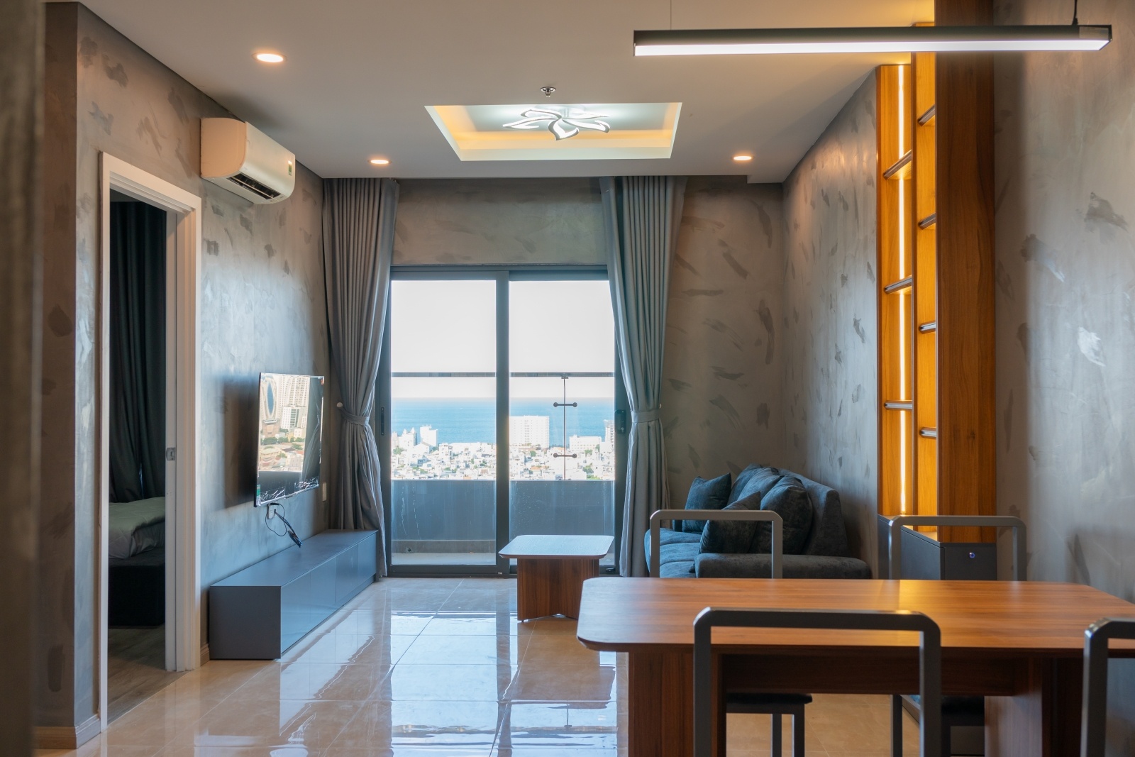 top-apartment-design-styles-2025-at-monarchy-danang-for-rent-only-3