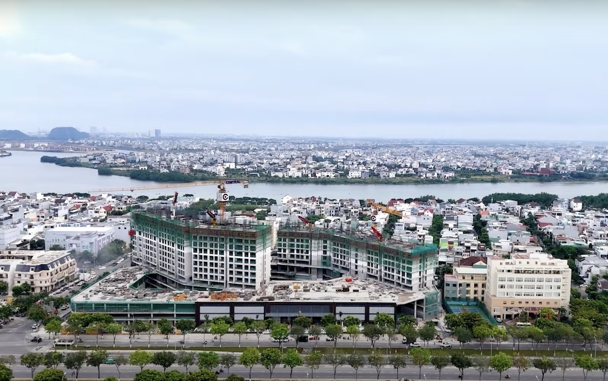 luxury-apartments-under-construction-in-da-nang-1
