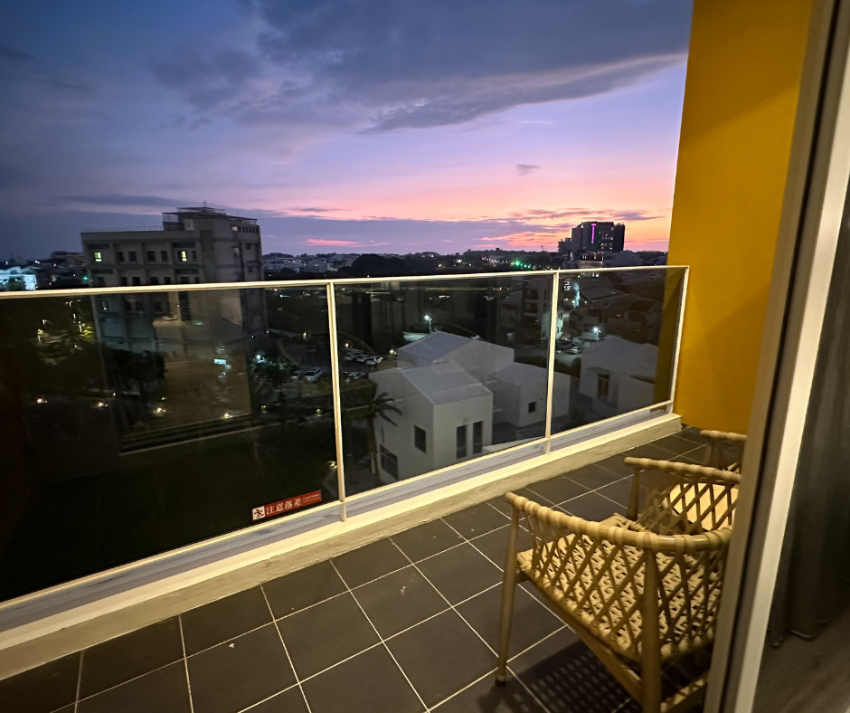 apartment-da-nang-with-large-balcony-spacious-living-2026-guide-4