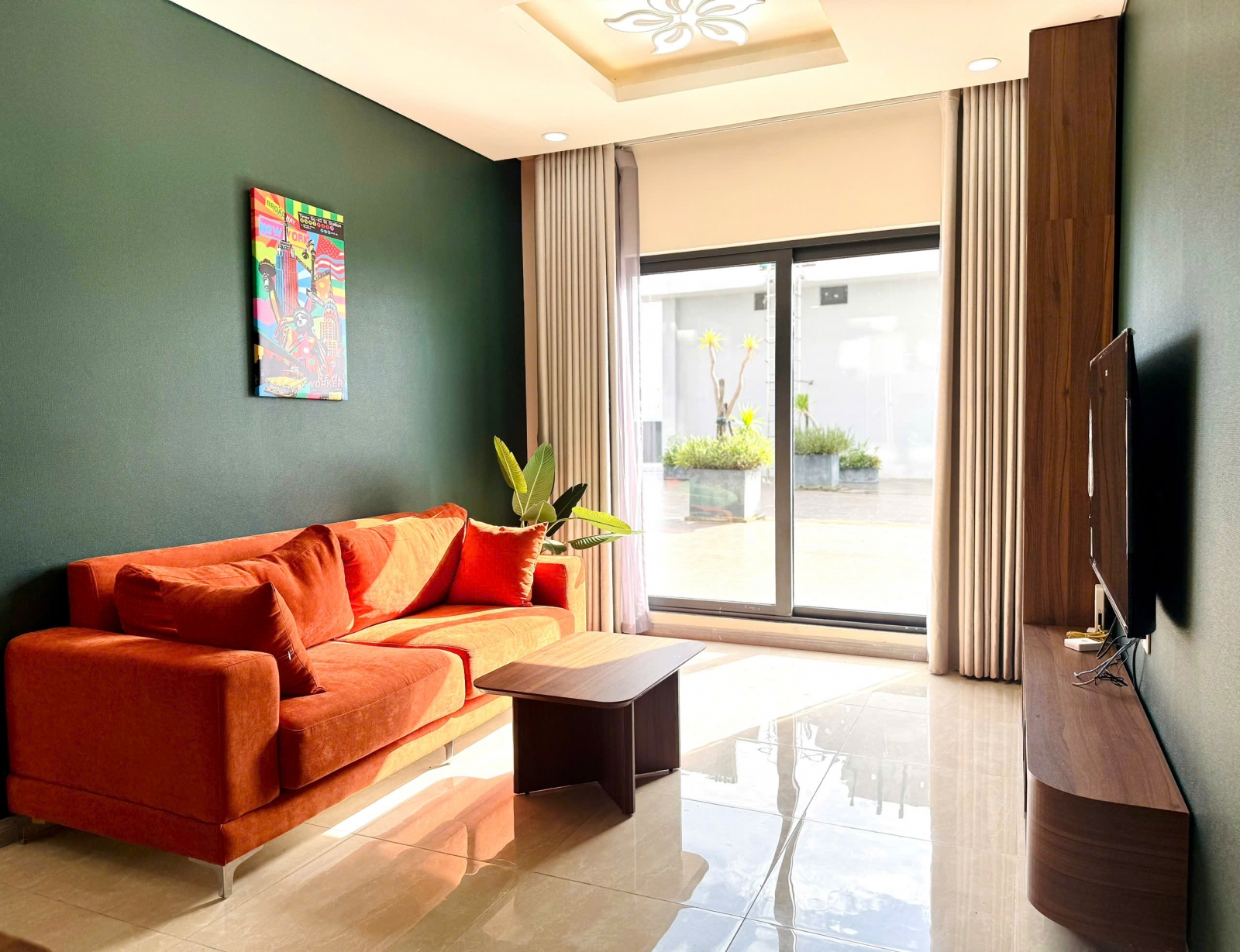29th-floor-monarchy-penthouse-for-rent-brand-new-retro-interior-private-rooftop-with-full-city-view-1