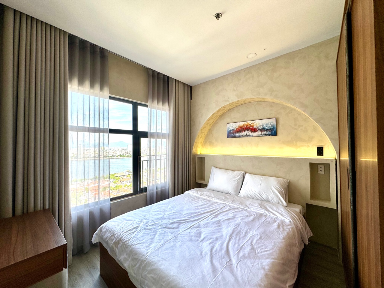 apartments-for-rent-in-da-nang-2026-beachfront-fully-furnished-2