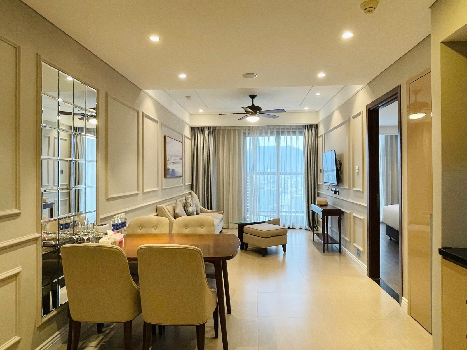 top-5-beachfront-apartments-for-rent-in-da-nang-2025