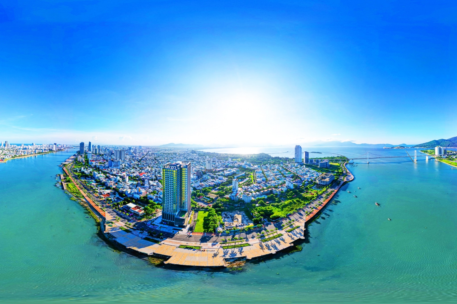 top-5-luxury-da-nang-apartments-for-rent-in-2025-4