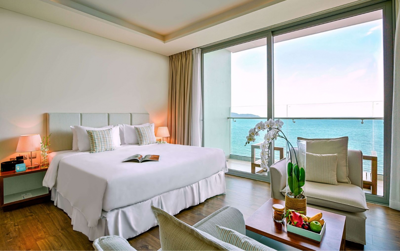 top-my-khe-beach-riverside-apartments-da-nang-expats-6