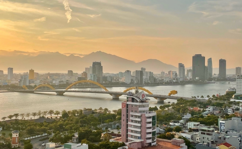 thue-can-ho-monarchy-phong-cach-dia-trung-hai-tang-20-view-phao-hoa