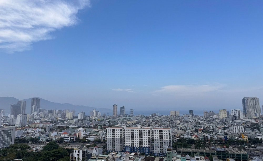 ban-can-ho-monarchy-block-a-2pn-tang-17-huong-nam