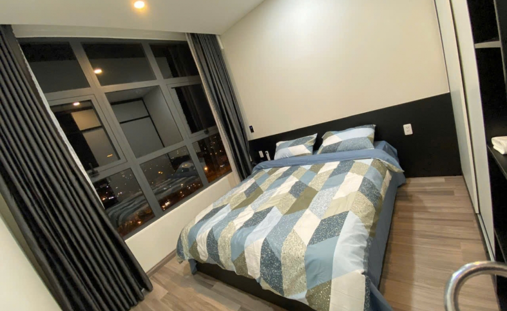 thue-can-ho-penthouse-3pn-monarchy-tang-32-gia-cuc-soc