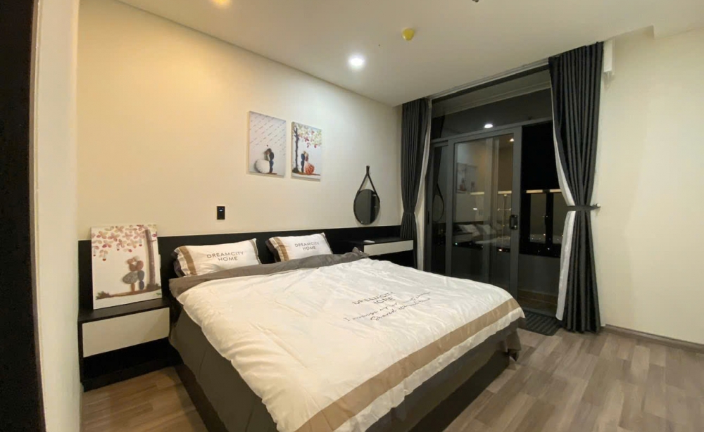 thue-can-ho-penthouse-3pn-monarchy-tang-32-gia-cuc-soc