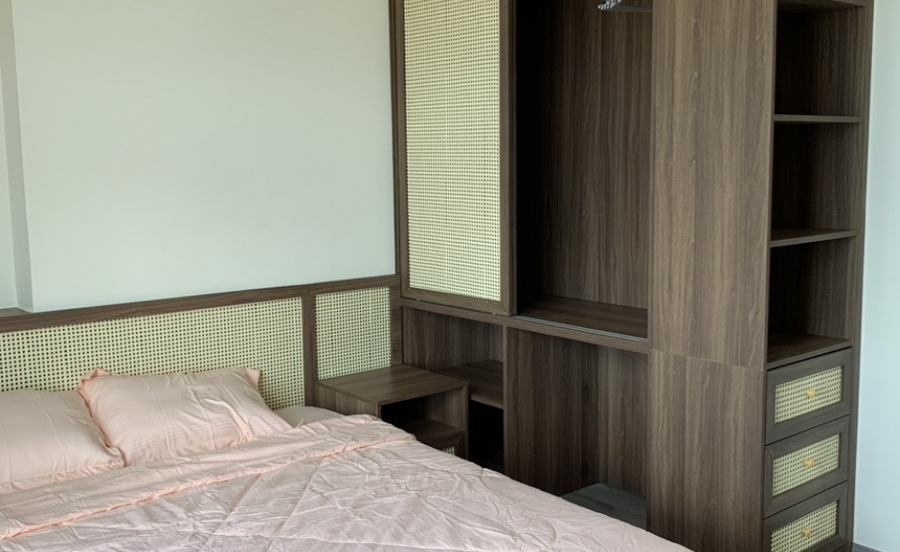 for-rent-monarchy-3-bedroom-apartment-15th-floor-fireworks-view