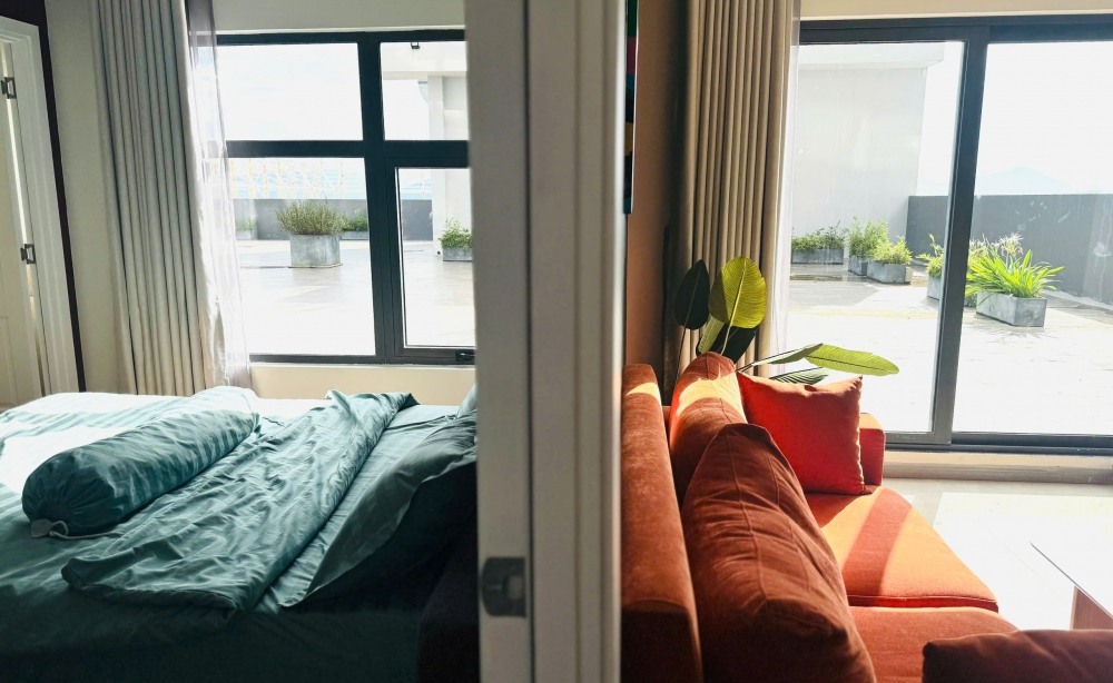 penthouse-for-rent-29th-floor-corner-unit-at-monarchy-da-nang-fully-furnished-with-million-dollar-views
