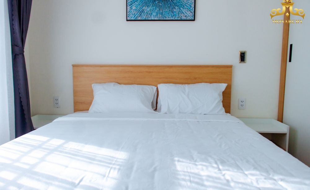 2br-monarchy-b-apartment-for-rent-22nd-floor-with-marble-mountains-view-modern-white-interior-only-16-888-000