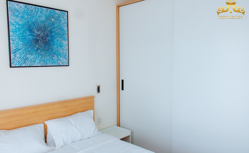 2br-monarchy-b-apartment-for-rent-22nd-floor-with-marble-mountains-view-modern-white-interior-only-16-888-000