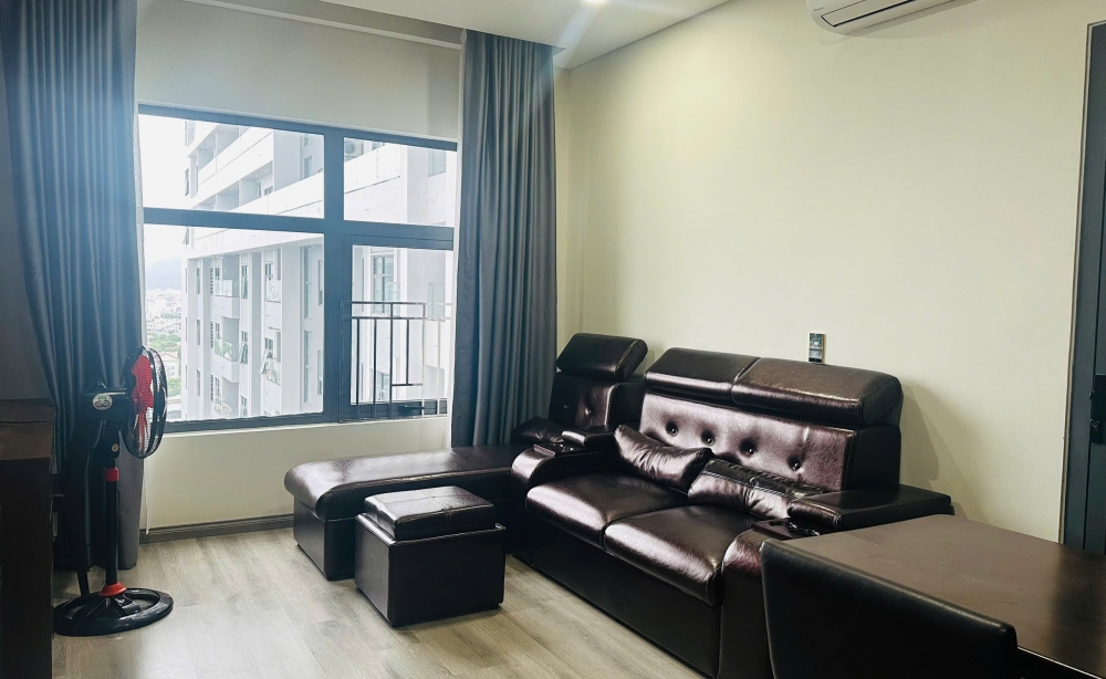 studio-for-rent-in-monarchy-b-21st-floor-han-river-view-modern-brown-interior-only-14-000-000