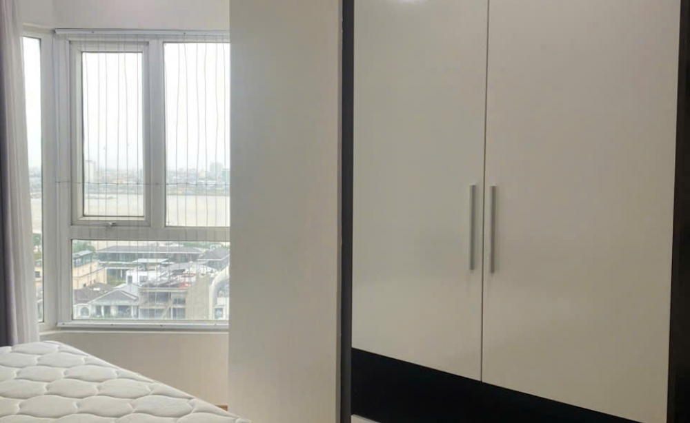 ban-can-ho-2pn-monarchy-a-tang-14-view-thanh-pho-thu-nhap-18-trieu-thang