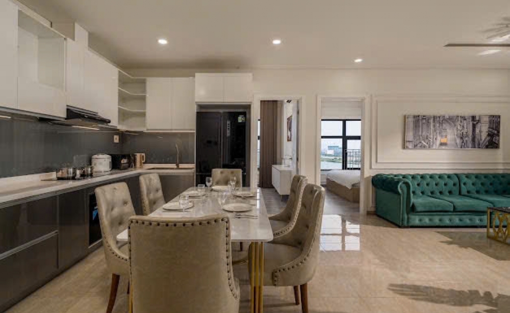 3BR Monarchy B Apartment for Rent – 15th Floor, City View, Luxury Fully Furnished, Airbnb