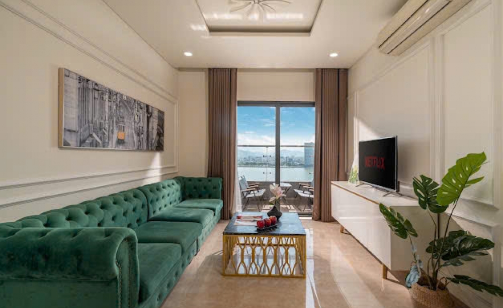 3BR Monarchy B Apartment for Rent – 15th Floor, City View, Luxury Fully Furnished, Airbnb