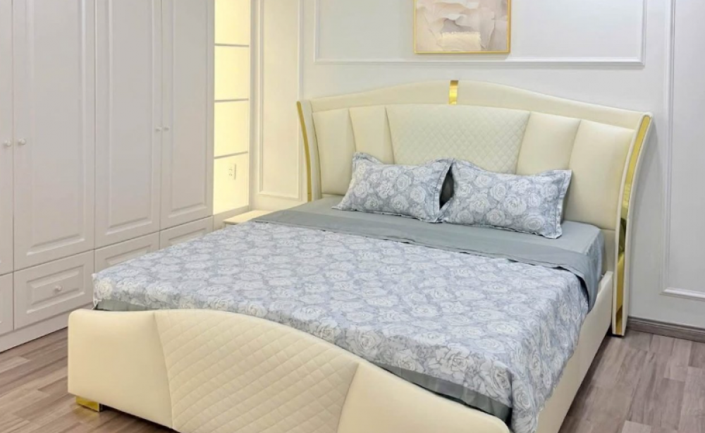 monarchy-2-bedroom-corner-apartment-100m-massive-45m-living-room-european-luxury-interior