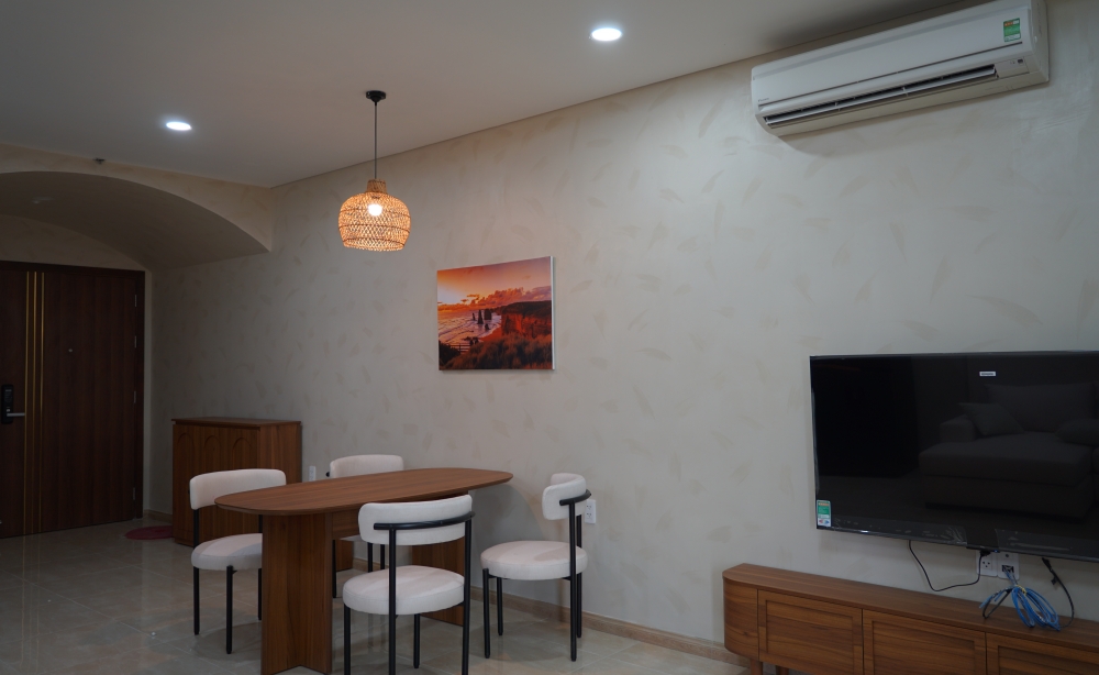 rent-a-spacious-mediterranean-style-monarchy-apartment-on-the-14th-floor