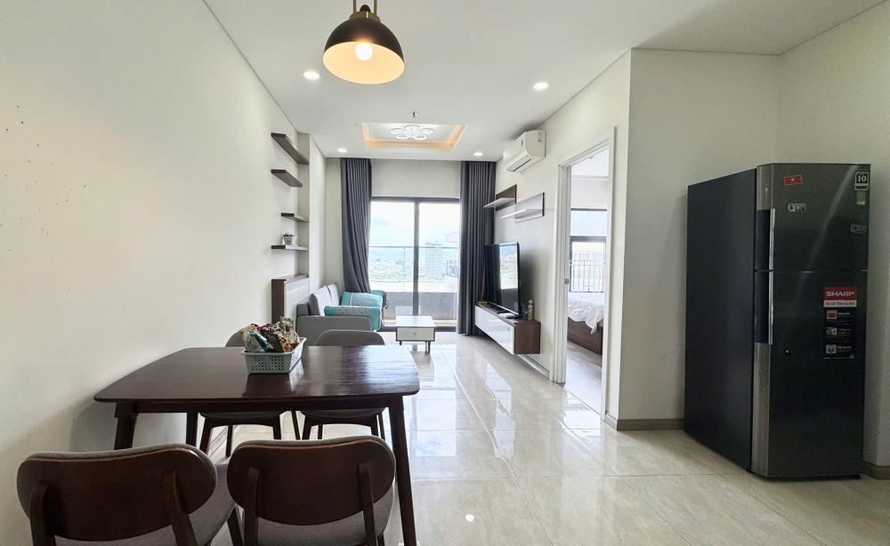 thue-can-ho-monarchy-2pn-view-dep-song-han-gia-tot-18-trieu