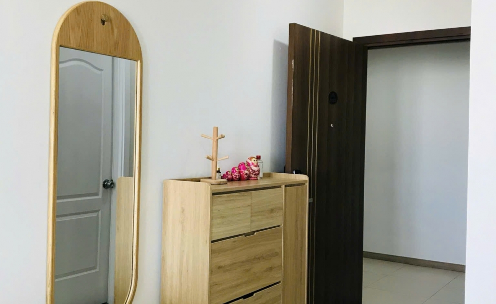 can-ho-monarchy-2pn-tang-15-view-bien-my-khe-thoang-mat-gia-18-trieu