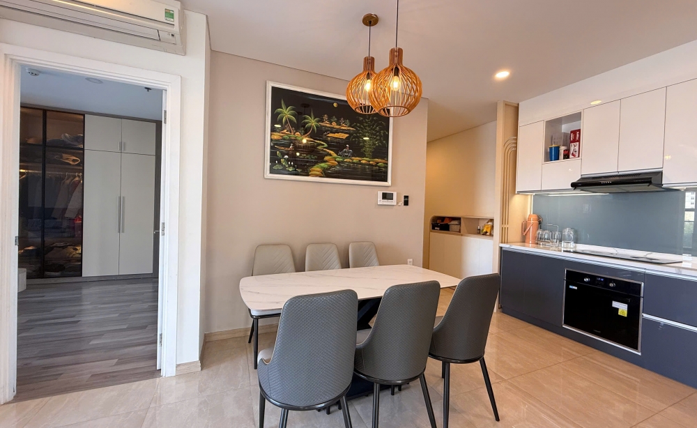 rent-monarchy-3br-apartment-109m-with-pool-view-most-spacious-layout