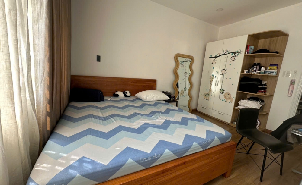 ban-can-ho-monarchy-a-2pn-tang-2-full-noi-that-don-vao-o-ngay