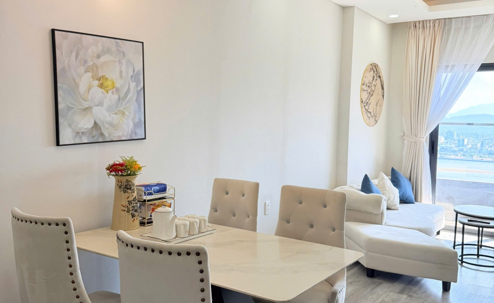 rent-monarchy-b-2br-apartment-on-the-21st-floor-han-river-dragon-bridge-view-european-style-interior