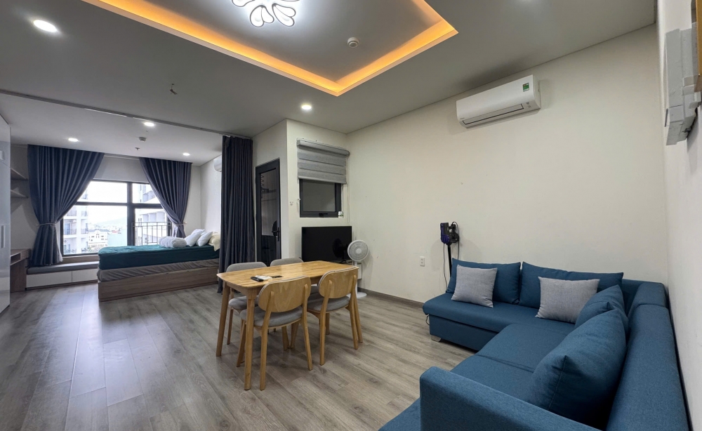 thue-can-ho-studio-monarchy-tang-8-full-noi-that-hien-dai