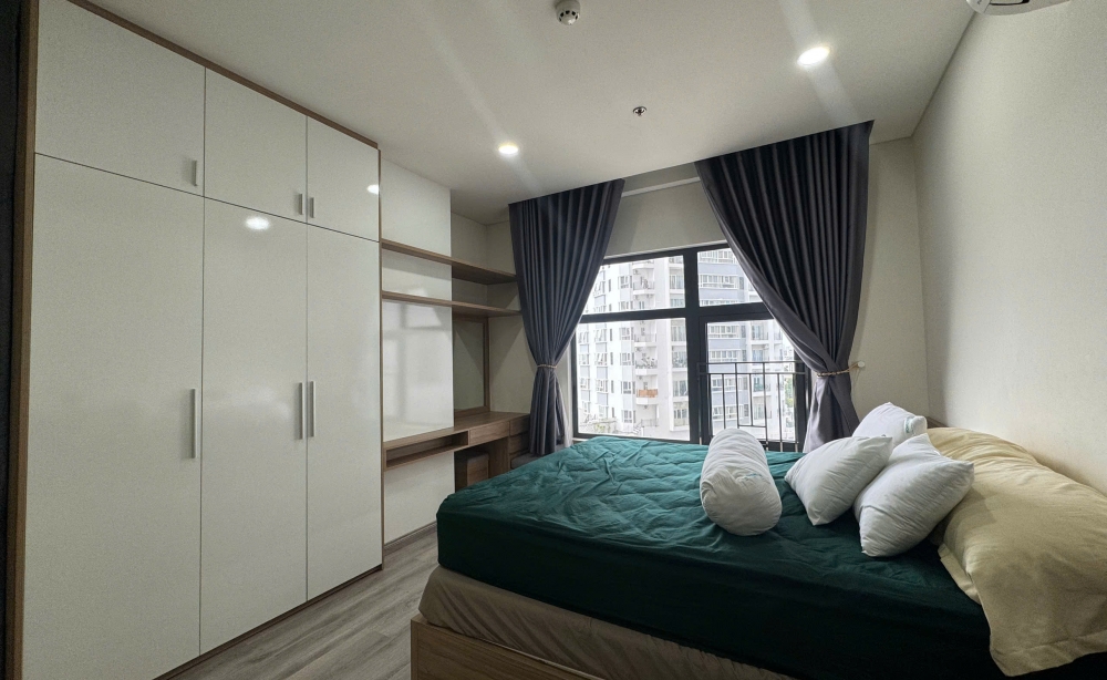 thue-can-ho-studio-monarchy-tang-8-full-noi-that-hien-dai