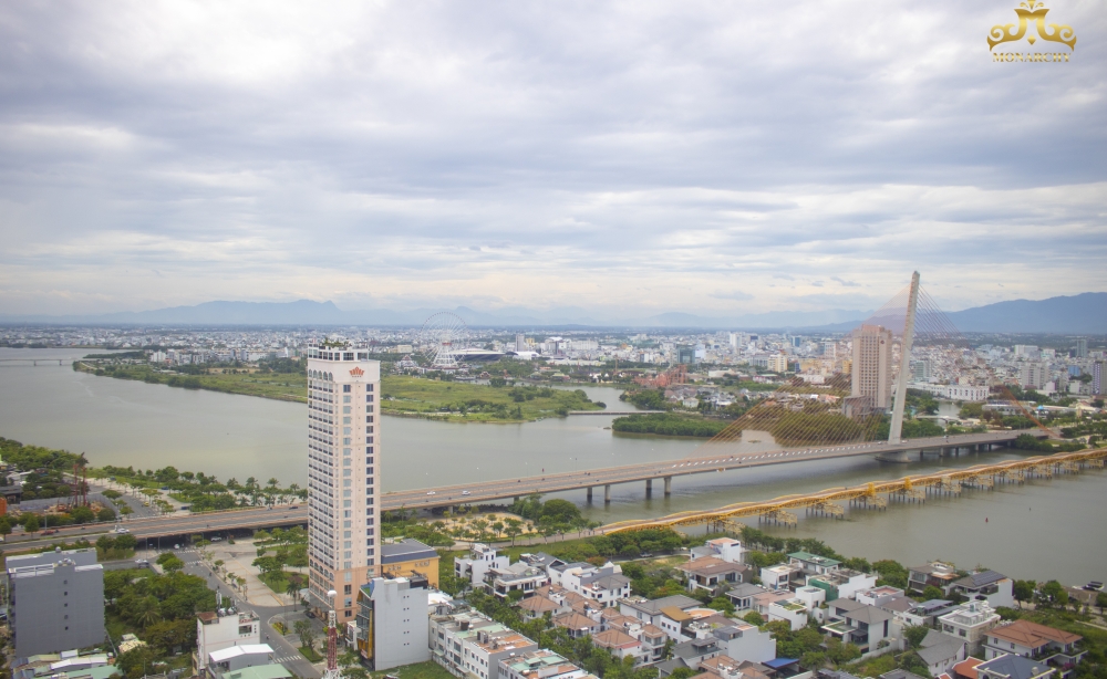 cho-thue-can-ho-2pn-monarchy-tang-24-noi-that-da-cao-cap-view-nam