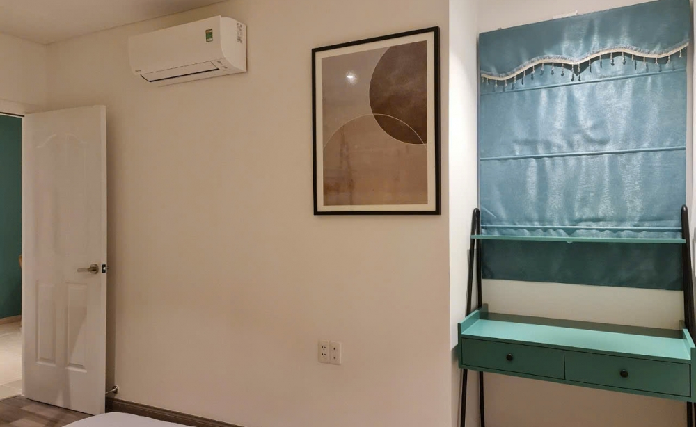 Cho Thuê Căn Hộ 2PN Monarchy Tầng 7 – Nội Thất Thổ Cẩm Độc Đáo, Hướng Đông