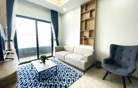 can-ho-monarchy-da-nang-2-phong-ngu-tang-27-view-bien-mat-me