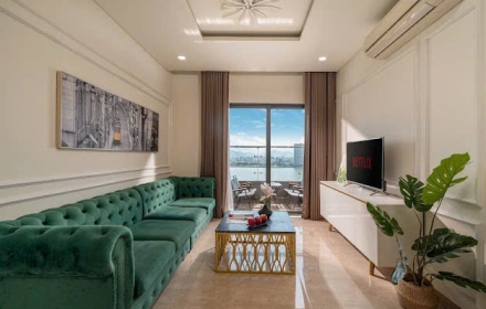 cho-thue-can-ho-3pn-monarchy-b-tang-15-view-thanh-pho-full-noi-that-cao-cap-airbnb