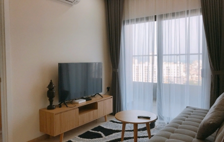 rent-monarchy-2br-apartment-on-15th-floor-with-my-khe-beach-view-18-million-vnd