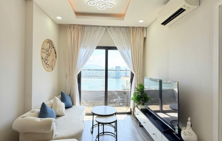 rent-monarchy-b-2br-apartment-on-the-21st-floor-han-river-dragon-bridge-view-european-style-interior